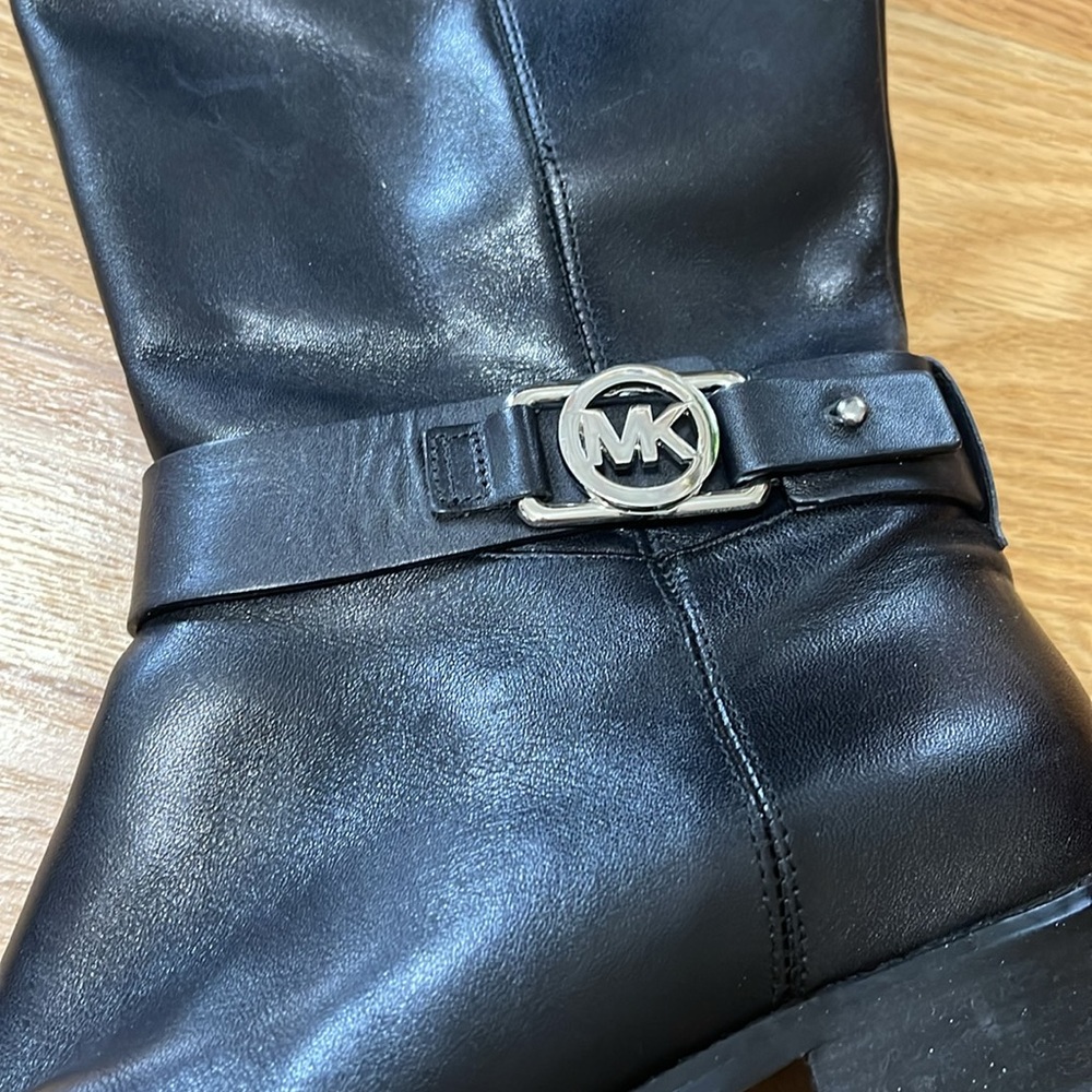 MICHAEL Michael Kors Black Tall Riding Boots MK Logo Size 8.5 - Picture 4 of 8
